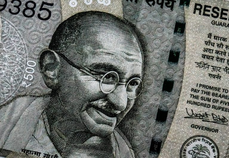 מהאטמה גנדי – אבי האומה הודו